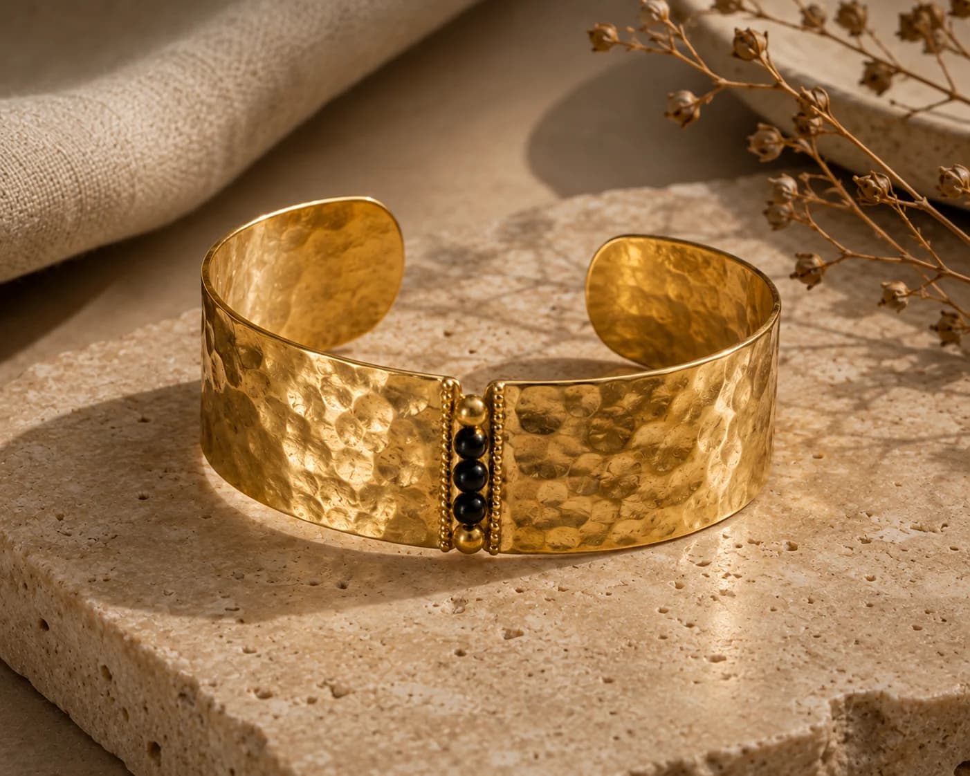 Kampala sculptural cuff design